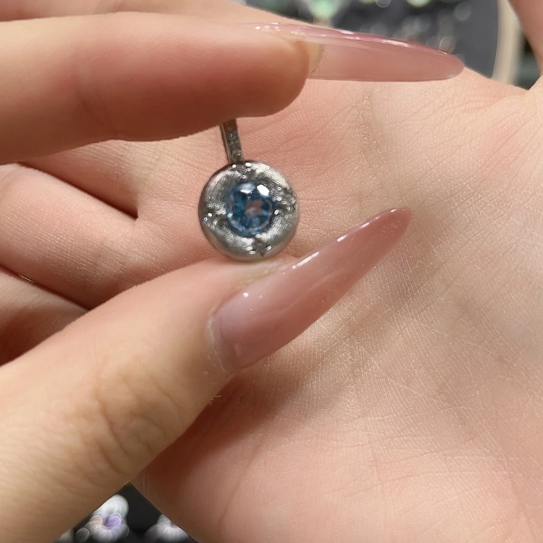 6***路银S925镶嵌烟晶戒指