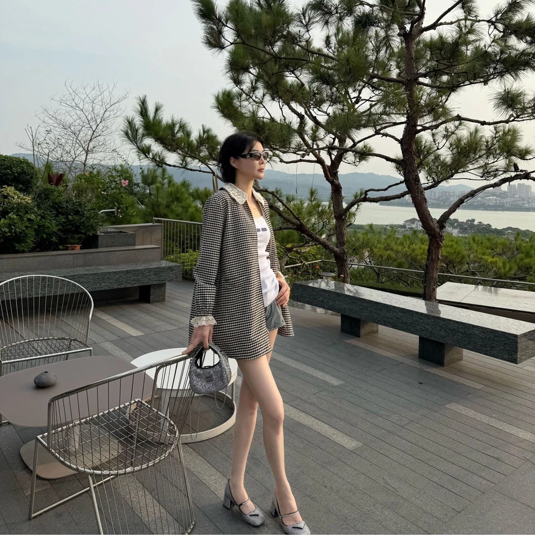 ARMS WELL王囡囡 黑白格纹桑蚕丝娃娃领拉链衬衫 L14