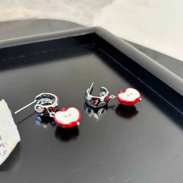 铜合金陶瓷耳饰 一半苹果耳环EH3176