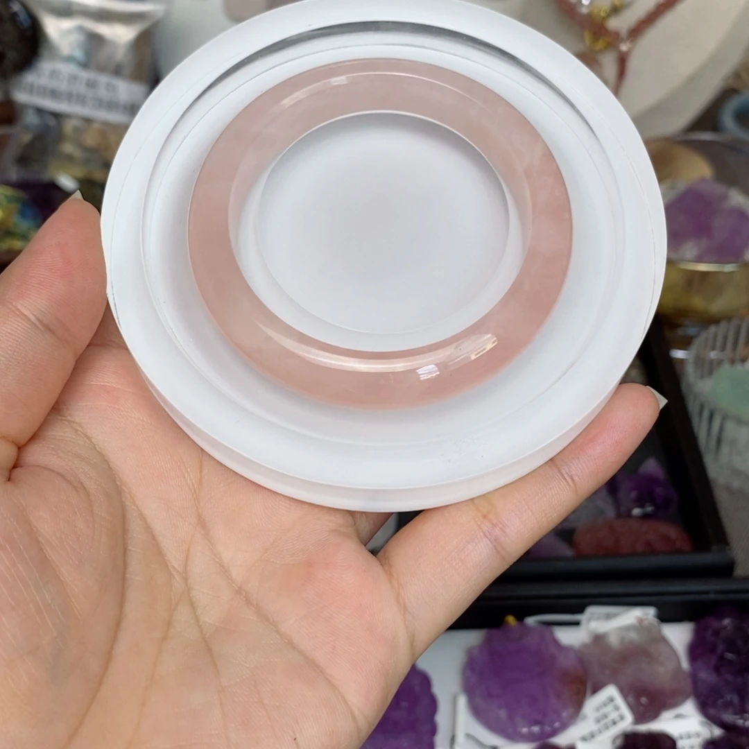 颈饰水晶未镶嵌粉晶镯 圈口53