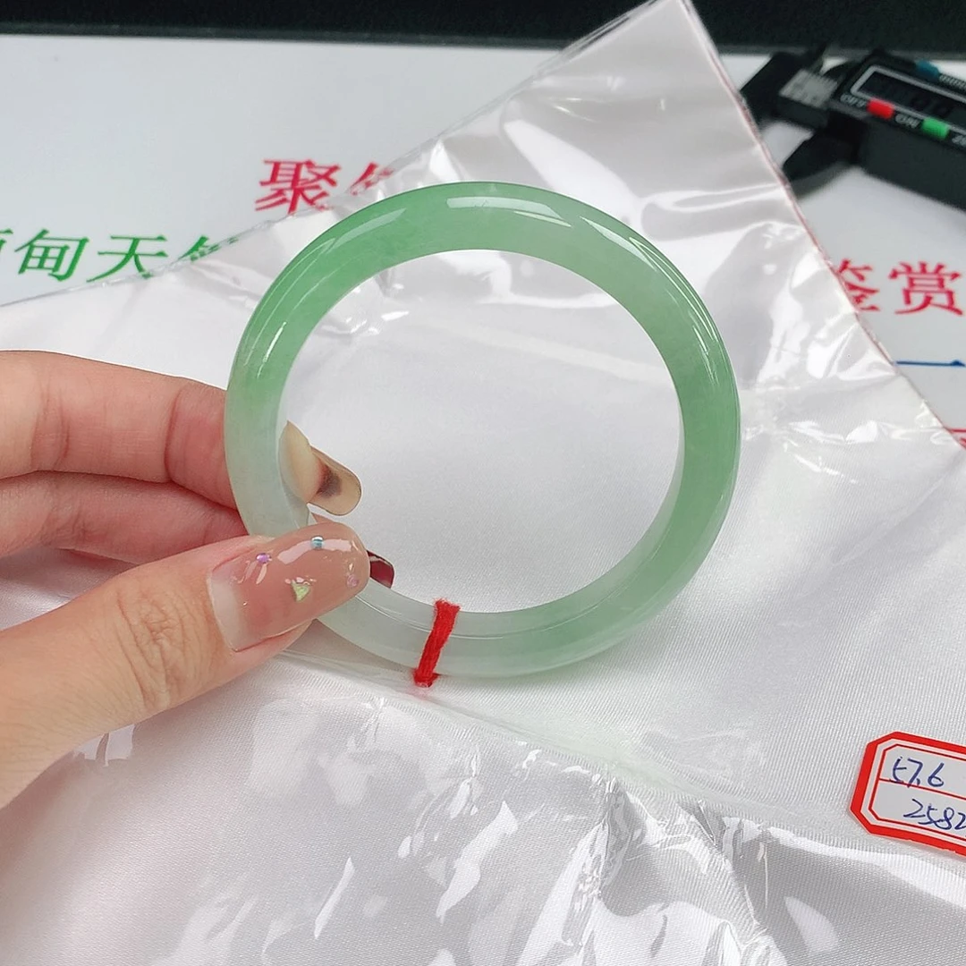 未镶嵌手镯翡翠天然翡翠A货501