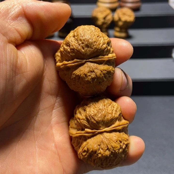 文玩核桃吊坠B寿星头38mm