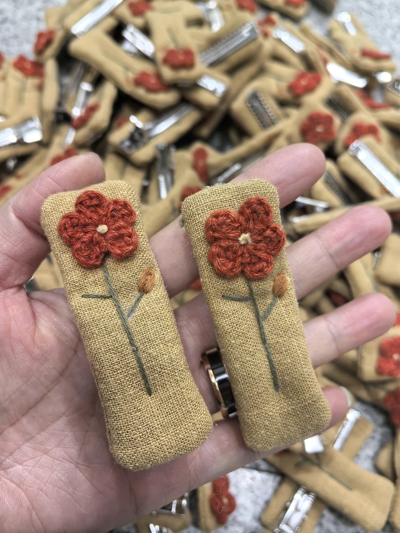 可衣-【一枝梅】森系纯手工定制胸针发夹棉麻布衣