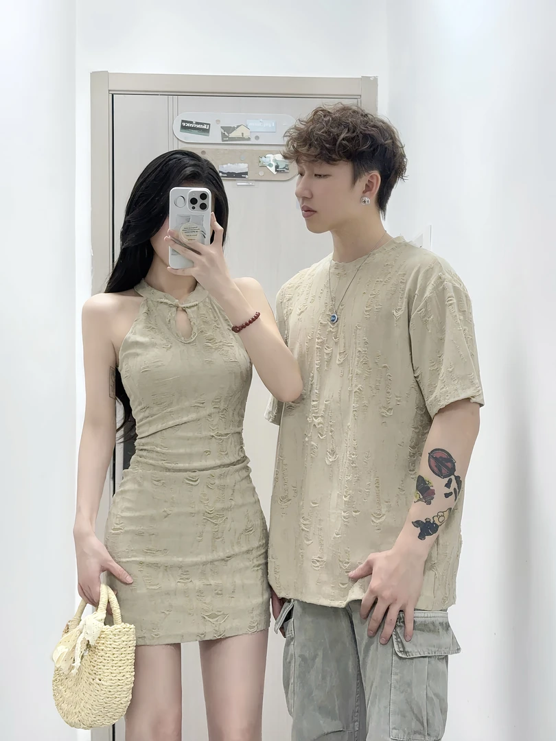 复古风纯欲无袖新中式挂脖露肩连衣裙2025年夏季新款显瘦男上衣