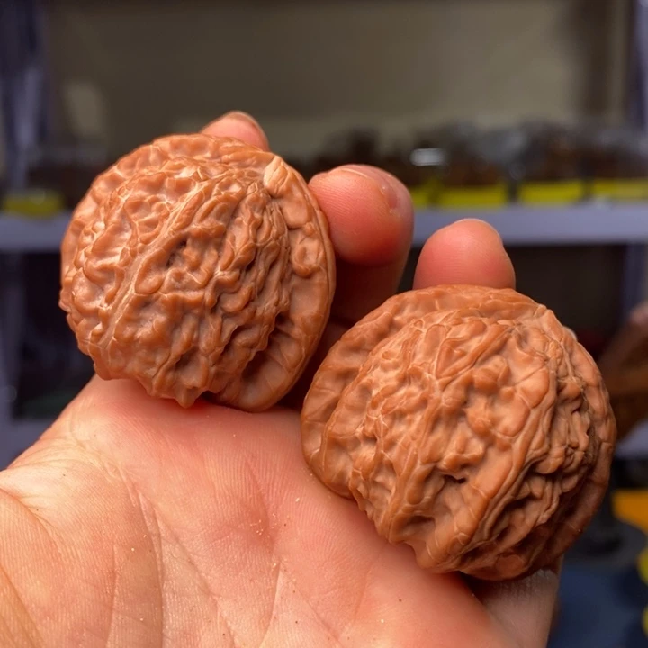 文玩核桃吊坠文玩核桃三角白41～