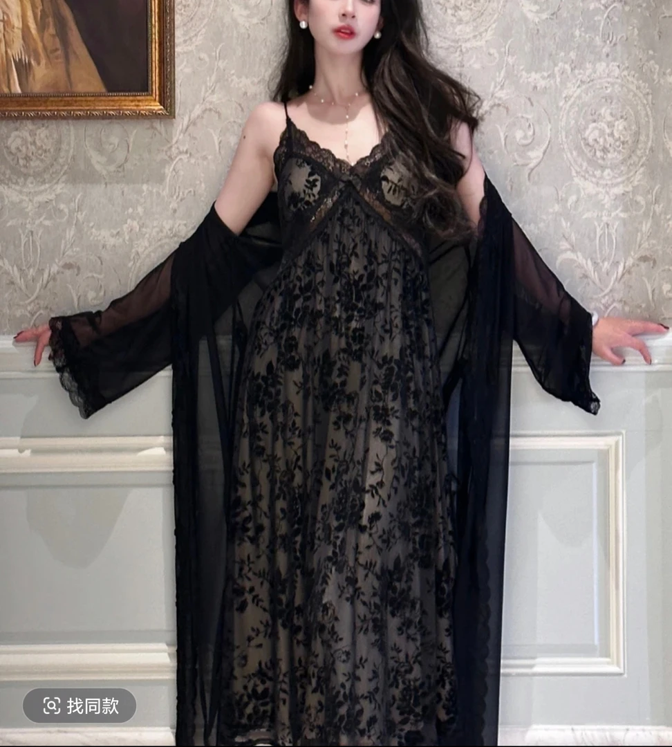 【魅力倩影】春夏吊带睡裙高级镂空法式加胸垫性感女式家居