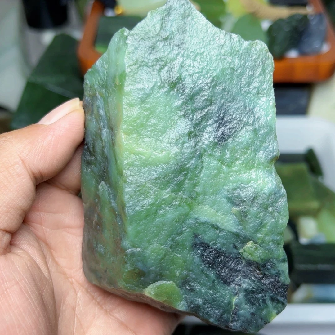 未镶嵌和田玉（碧玉）珠宝半成品