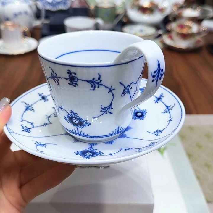 瓷片杯子杯子杯子水杯杯子