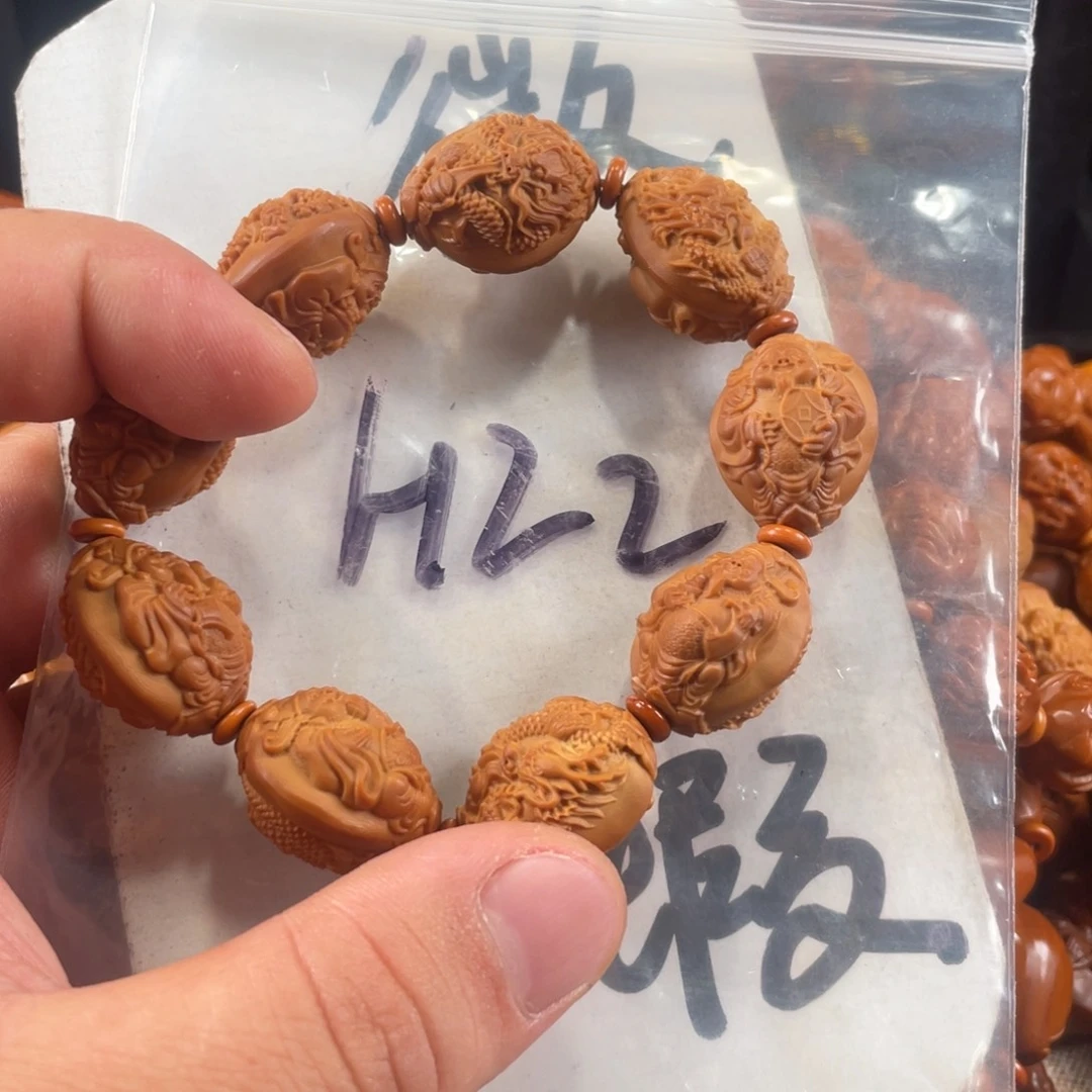 橄榄核其他橄榄核雕工艺手串 瑕疵介意勿拍