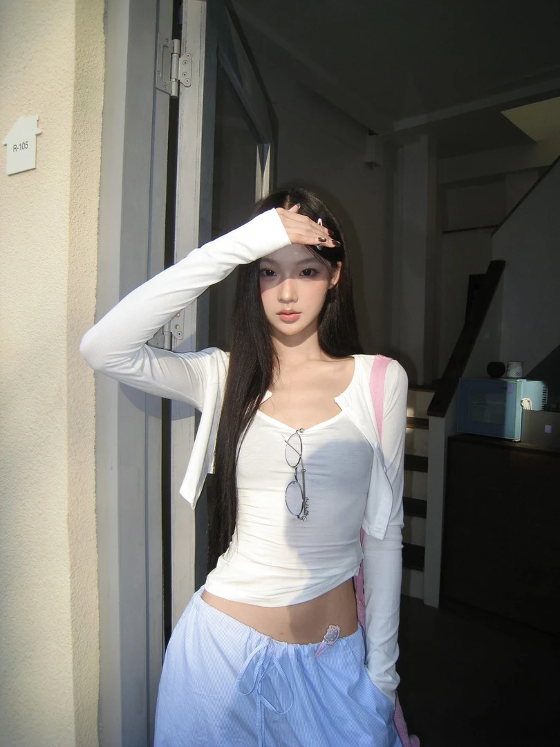 2025早秋新款时尚套装气质显瘦洋气休闲百搭性感辣妹上衣吊带长裤