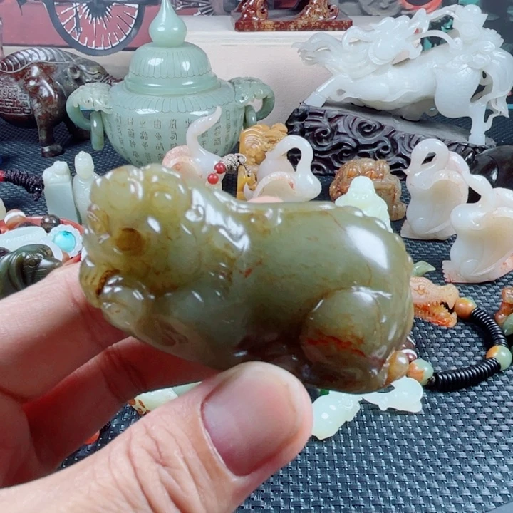 和田玉未镶嵌车挂