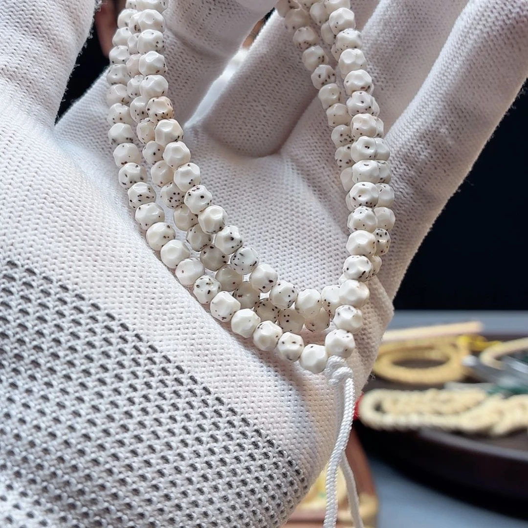 拉***多吊坠星月菩提一物一图，8号