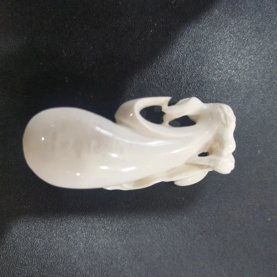 猛犸约21.5克雕刻件ZL1199