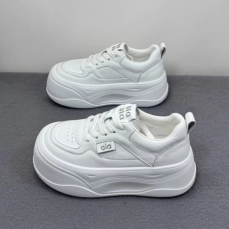 真皮厚底小白鞋女2026春秋新款加绒小个子增高松糕鞋休闲面包板鞋