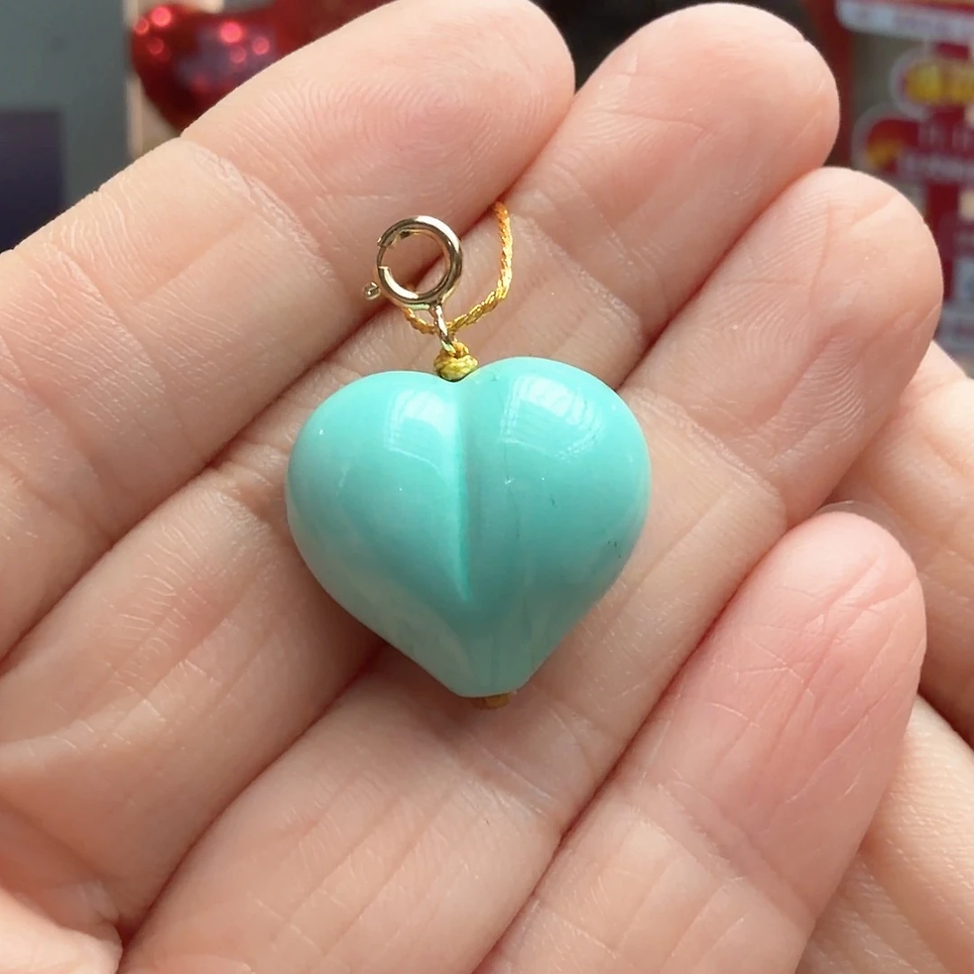 绿松石未镶嵌颈饰