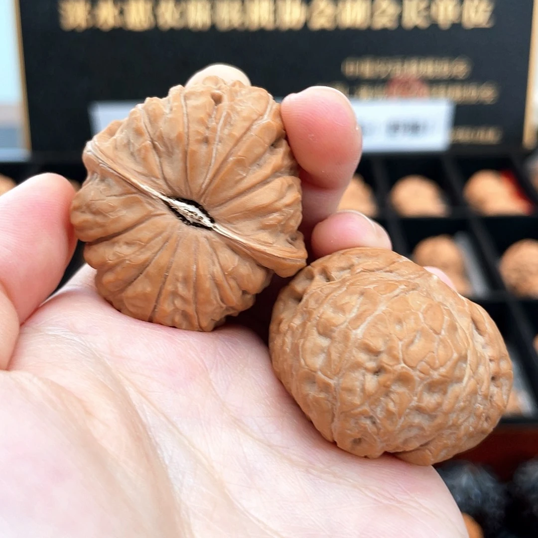 把件文玩核桃就是底价直接拍全品红皮南瓜墩正肩一字底40A11