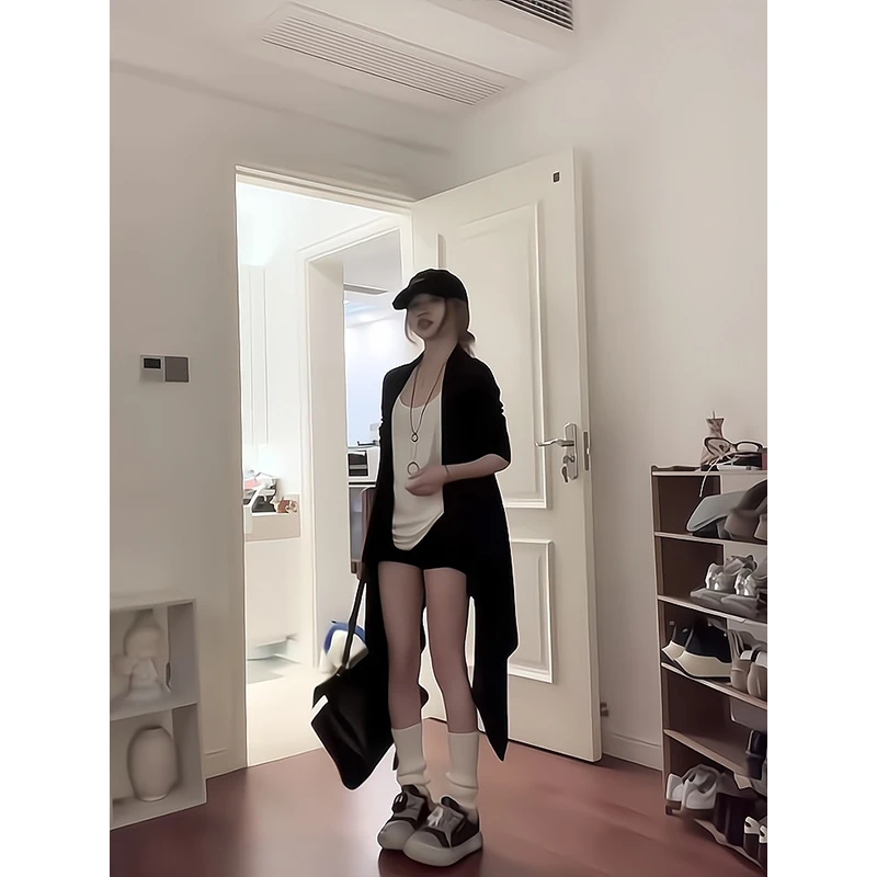 2025新款女士春季黑色不规则中长款百搭长袖针织开衫高腰显瘦短裤