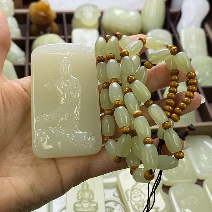 昆仑石财****9玉龙观音丽