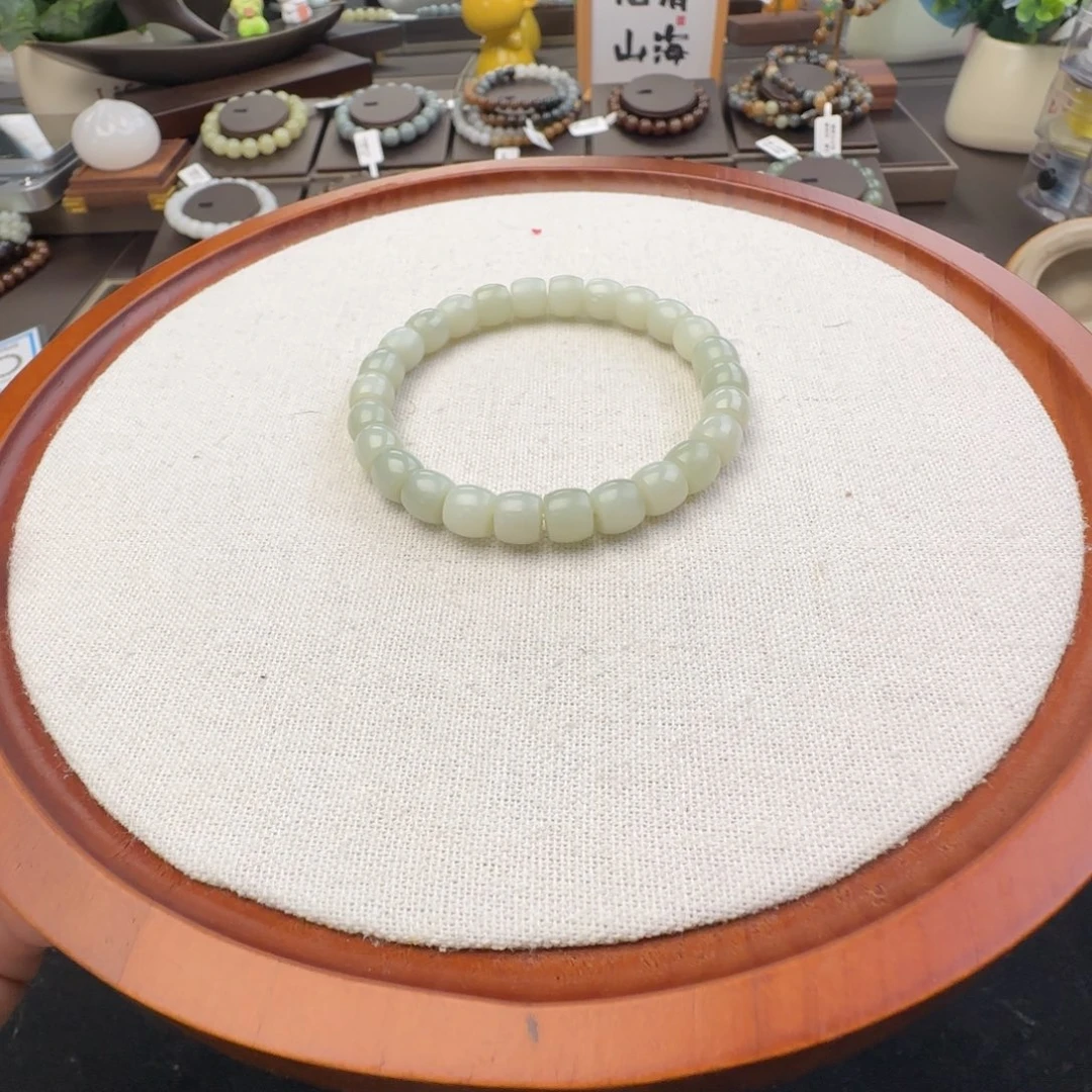 和田玉未镶嵌手链卡8直切且末蓝，2