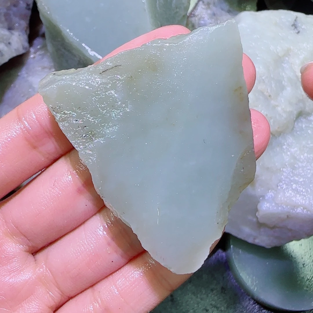 和田玉未镶嵌珠宝半成品