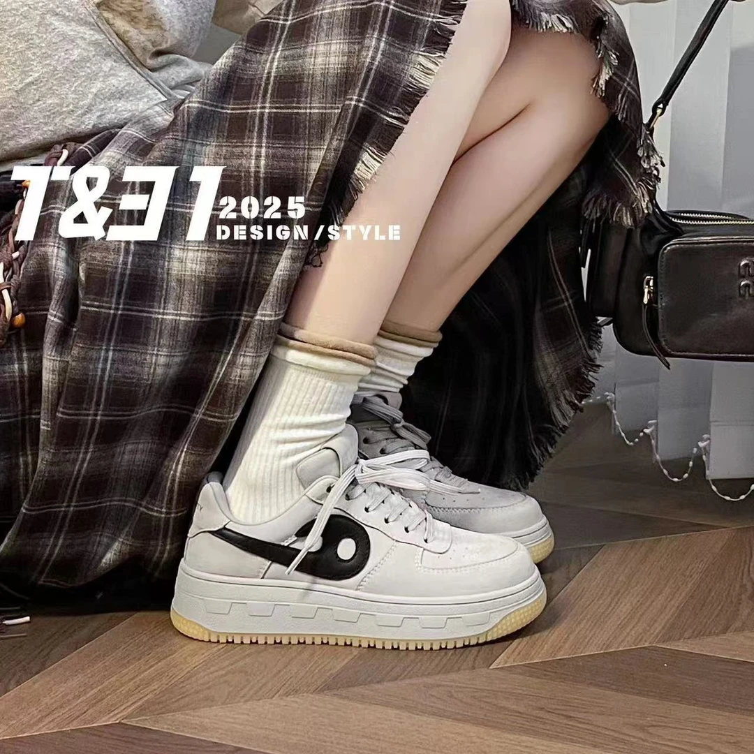 T31女鞋2025秋季新款厚底5公分小白鞋百搭休闲运动板鞋系带熊猫鞋