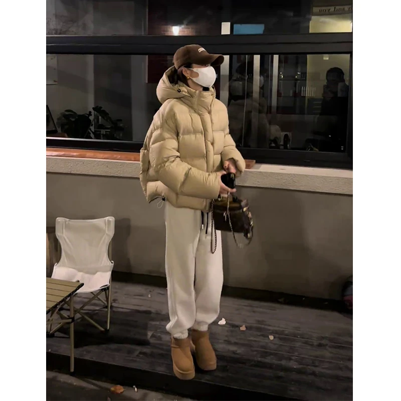 卡其色龟背羽绒服女连帽2025冬季新款加厚百搭90白鸭绒短款面包服