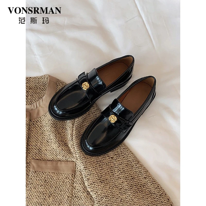 厚底黑色山茶花乐福鞋女2025年新款高端一脚蹬粗跟单鞋休闲小皮鞋