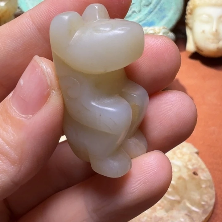 和田玉（糖玉）未镶嵌颈饰