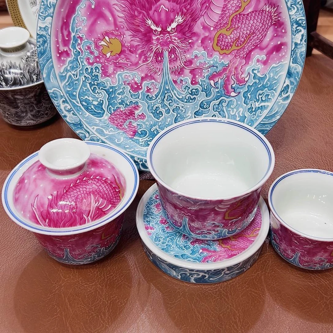 摆件景德镇陶瓷艺术博物有限公司等单位收藏的