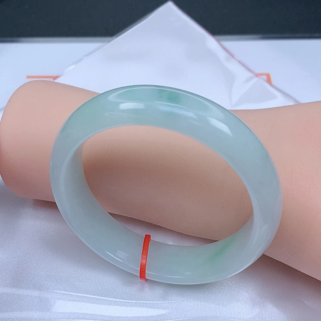 【闪购商品】未镶嵌手镯翡翠，55