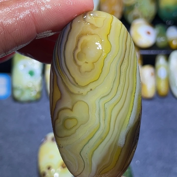 玛瑙/玉髓未镶嵌珠宝奇石