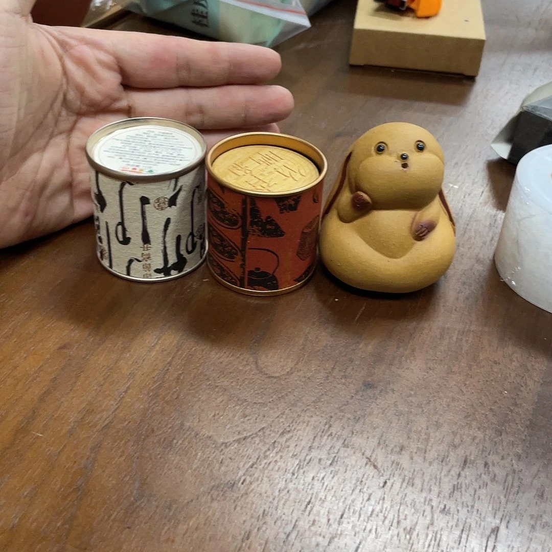 清****搪瓷杯子里还有很多东西