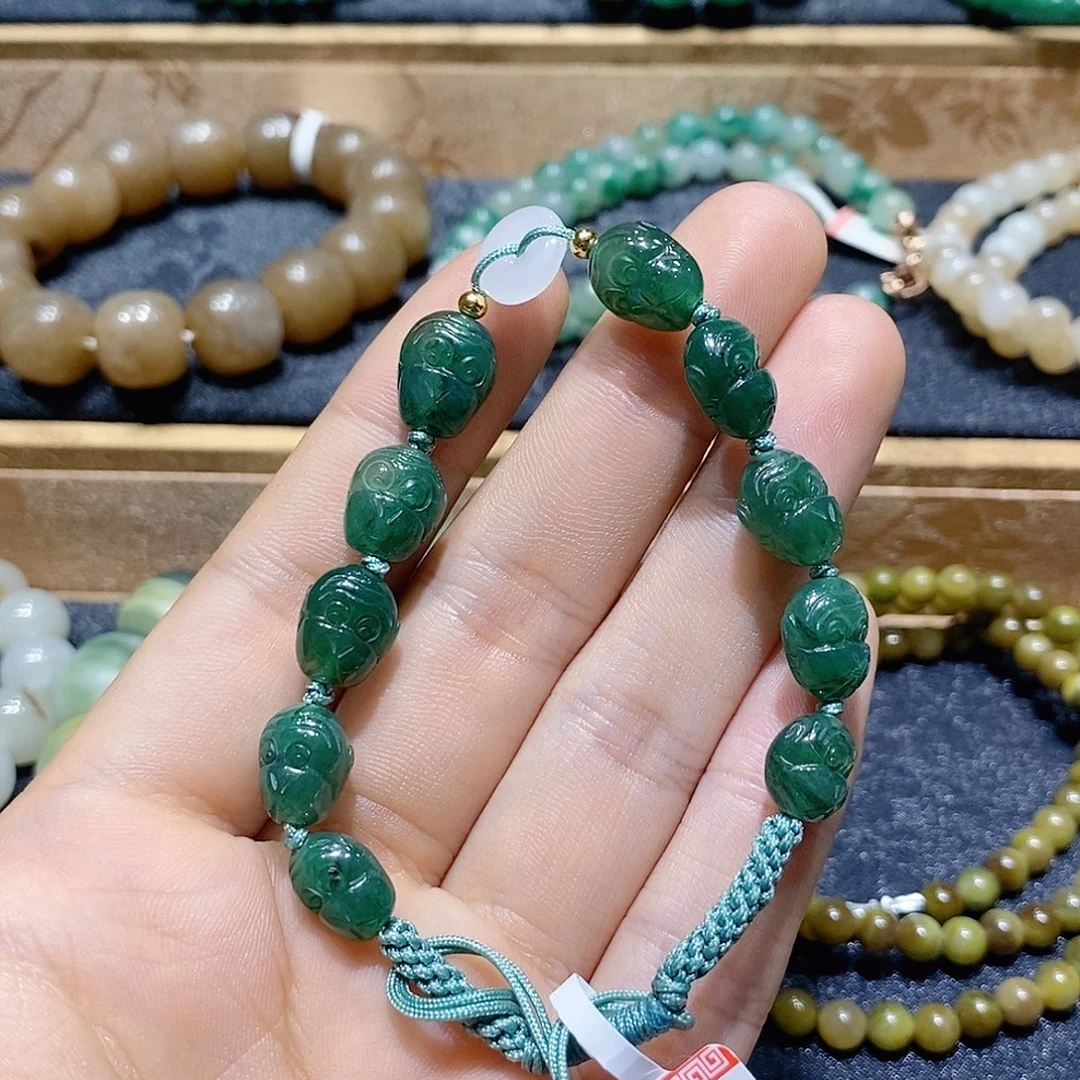 独山玉未镶嵌手串