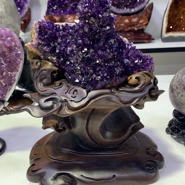 紫晶摆件未镶嵌U****篷紫晶