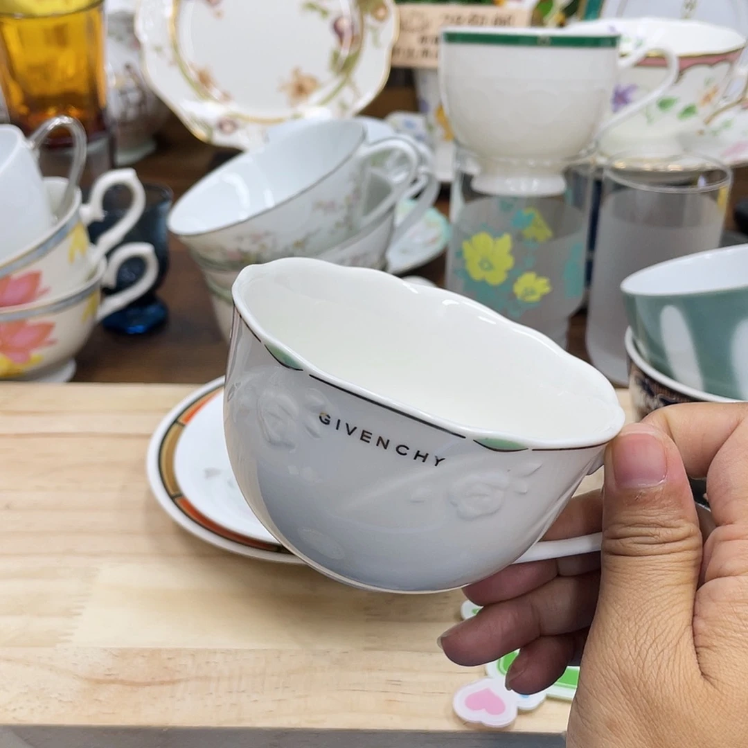 鹿屋家的美丽咖啡杯阿*