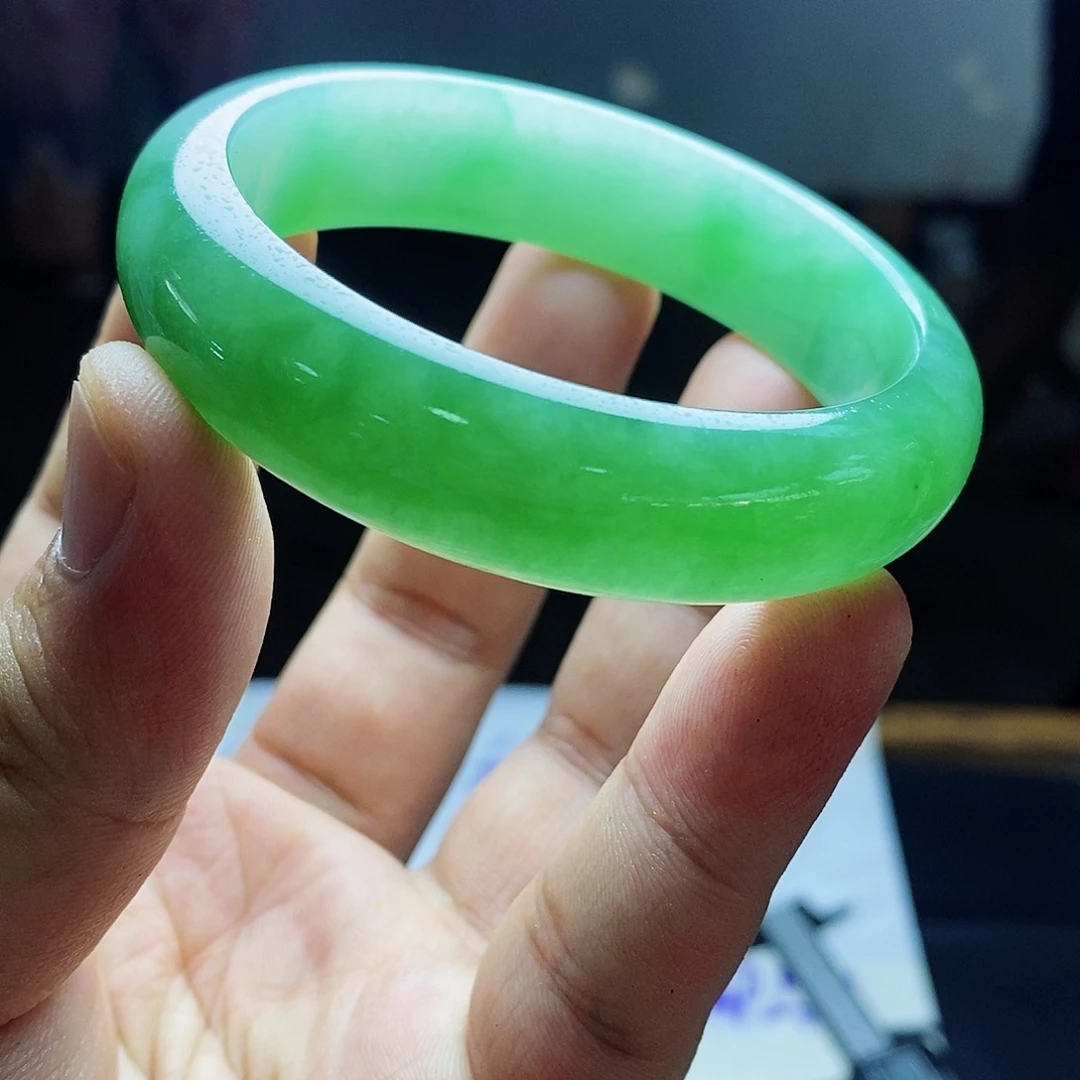 未镶嵌手镯翡翠翡翠手镯