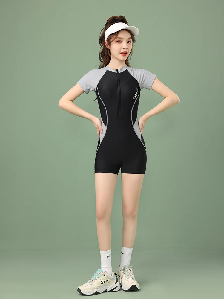 女士连体泳衣专业显瘦遮肚适合游泳馆训练度假泡温泉