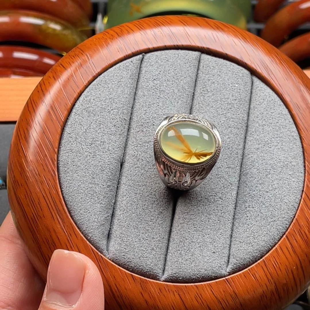 银S925镶嵌蛇纹石玉戒指