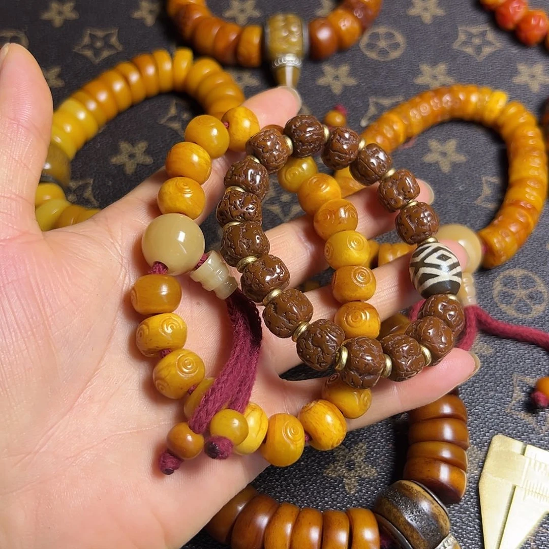 香榧木藏区手串串
