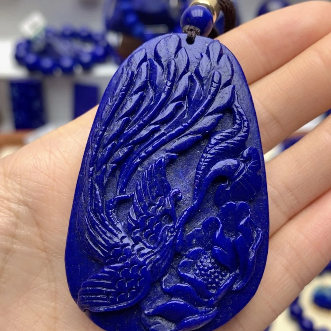 青金石未镶嵌颈饰