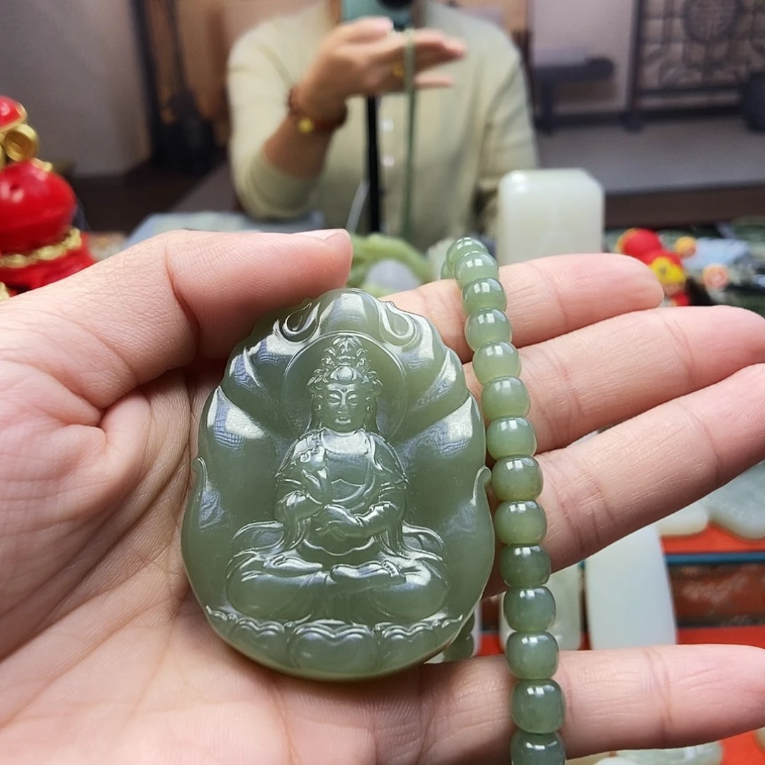 颈饰未镶嵌和田玉燕