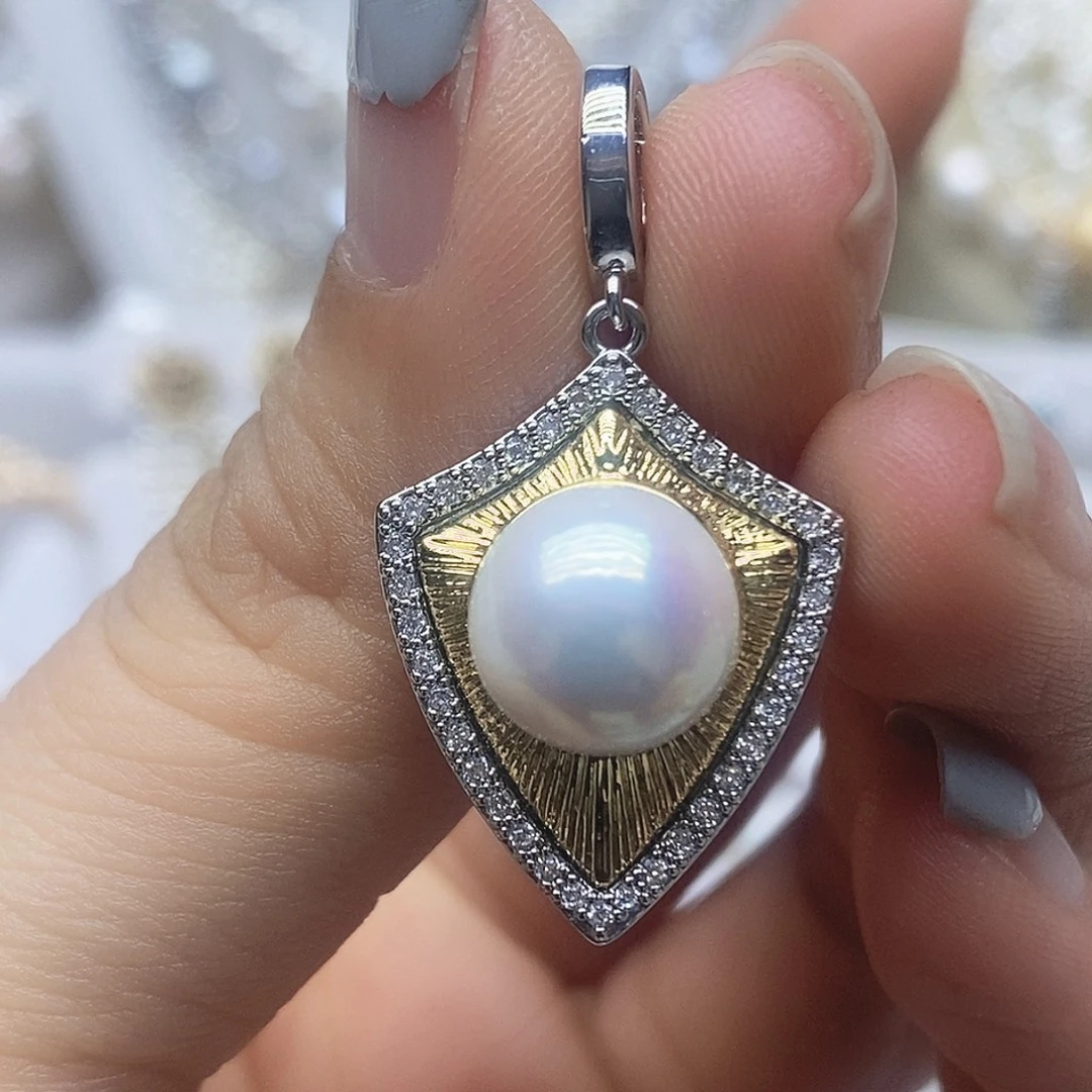 未镶嵌淡水珍珠吊坠