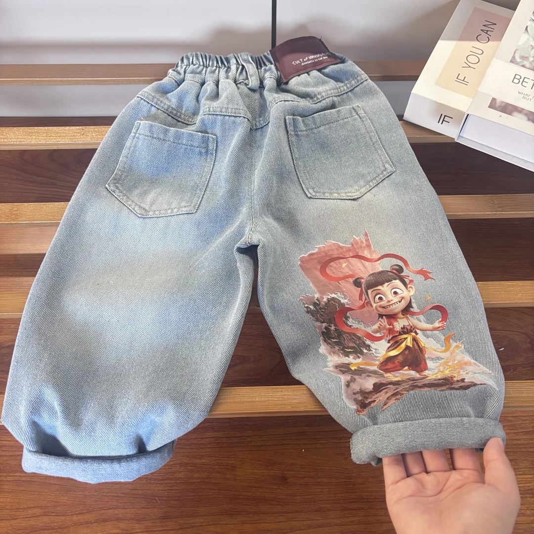 儿童秋季新款哪吒牛仔裤2025款裤子中小童卡通印花男童秋季牛仔裤