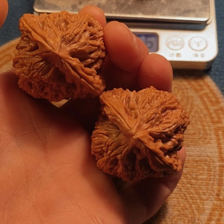 文玩核桃吊坠全品南疆44