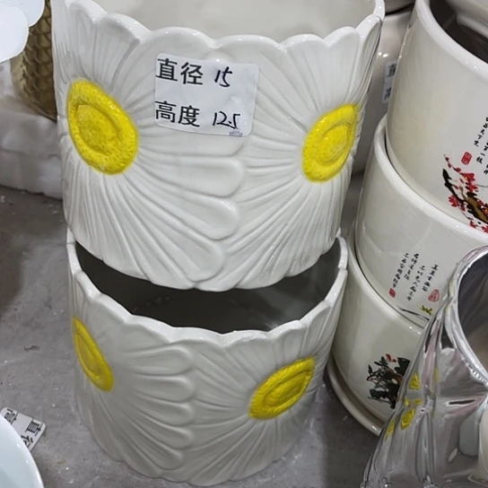 多绿植陶瓷花盆9.9包邮，有孔
