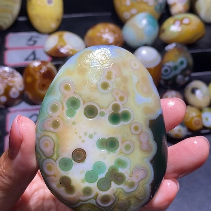 玛瑙/玉髓未镶嵌珠宝半成品55