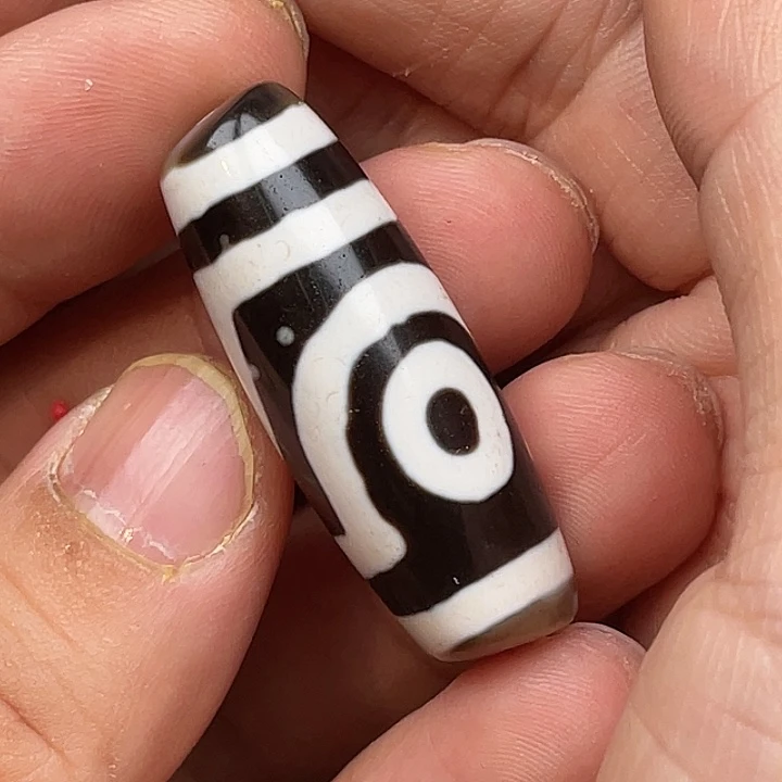 玛瑙/玉髓颈饰未镶嵌暴*兔