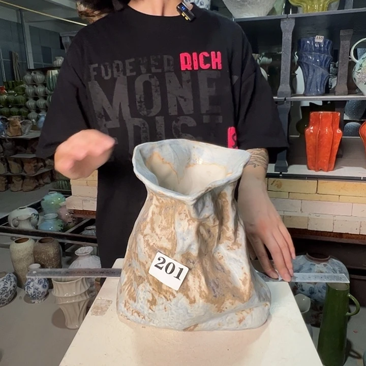 景德镇陶瓷花瓶微瑕介意勿拍