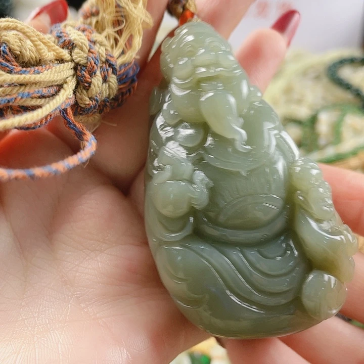 未镶嵌和田玉挂件