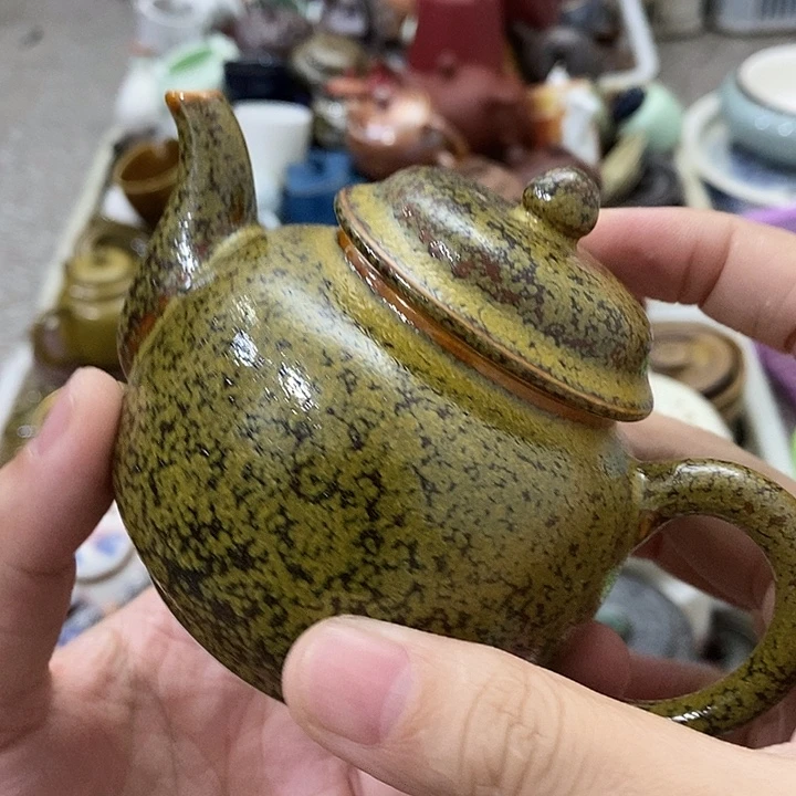 陶瓷艺术品及陶瓷壶